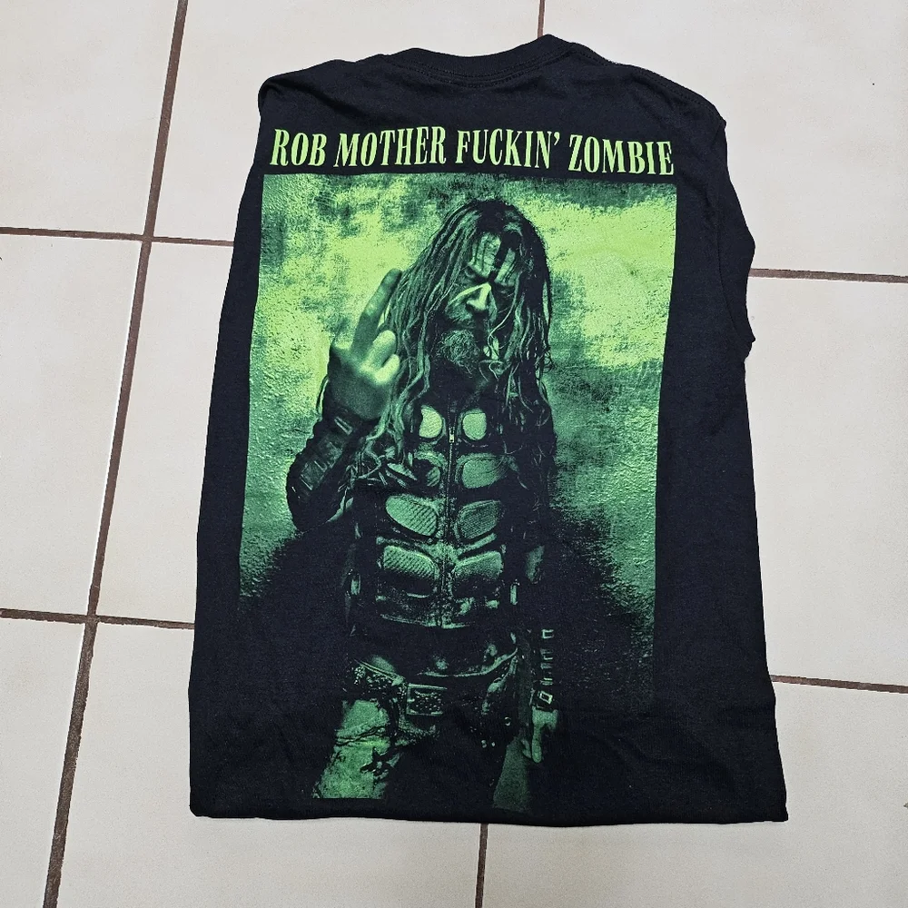 NWOT Rob Zombie graphic band tee (T-shirt) - Picture 5 of 6